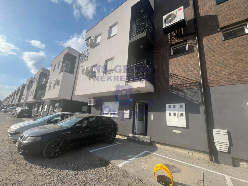 Glavna slika -~Odlična garsonjera na Adicama~