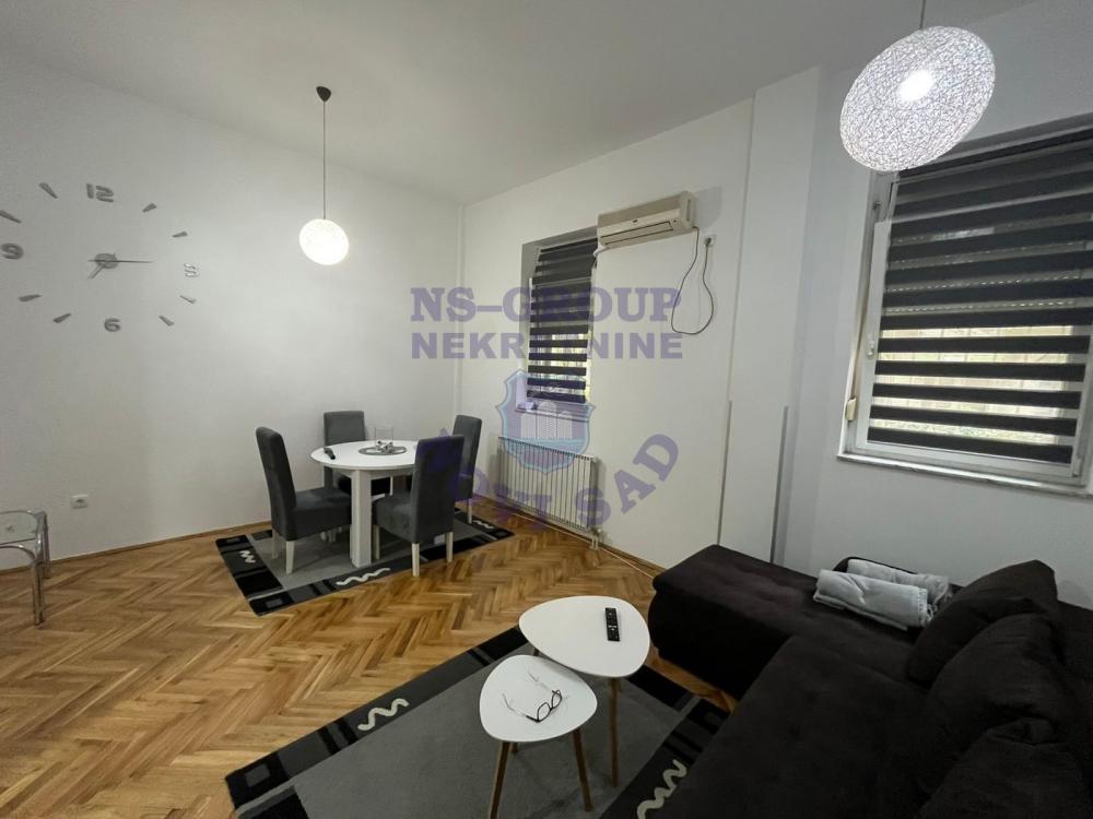 Slika 1 - Prodaja stana, 51m2, Bulevar oslobođenja Novi Sad, ima lift