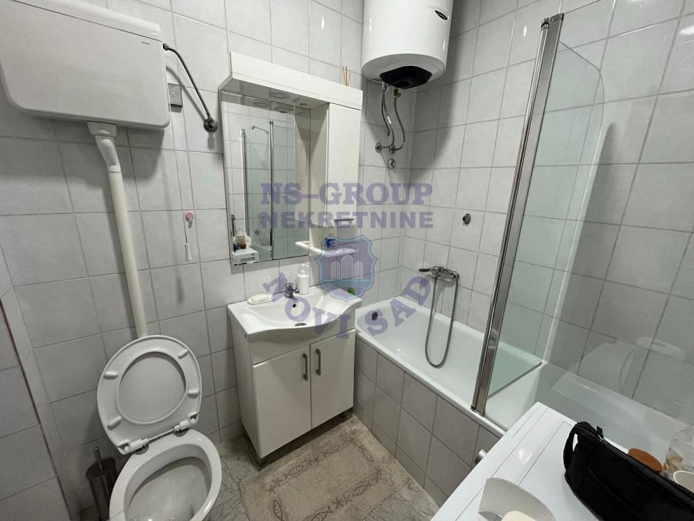 Slika 10 - Prodaja stana, 51m2, Bulevar oslobođenja Novi Sad, ima lift