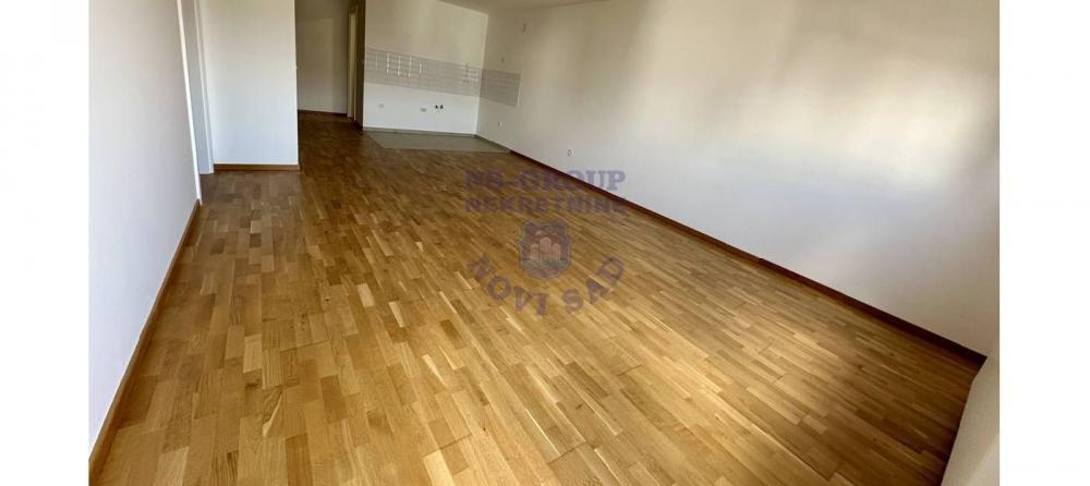 Slika 6 - Prodaja stana, 113m2, Telep Novi Sad, sa terasom, ima lift