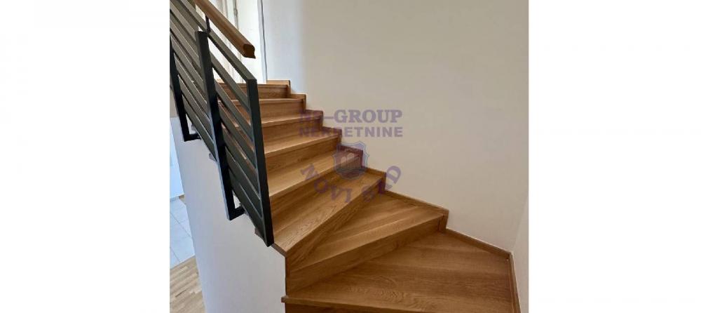 Slika 8 - Prodaja stana, 113m2, Telep Novi Sad, sa terasom, ima lift