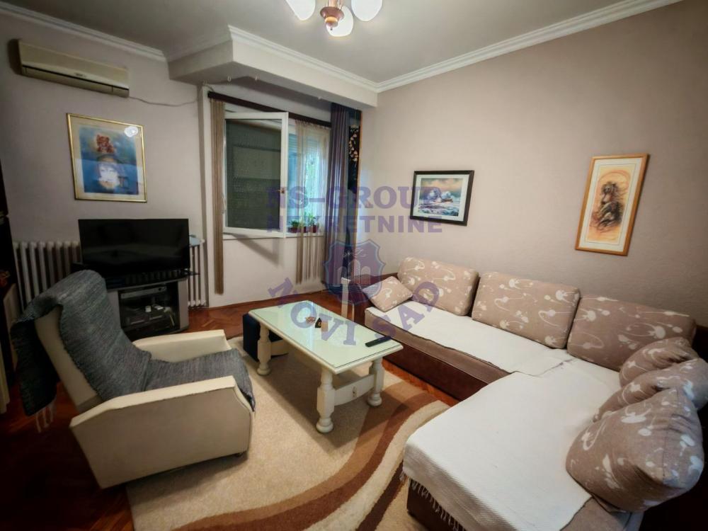 Glavna slika -Prodaja stana, 98m2, Kej žrtava racije Novi Sad, sa terasom