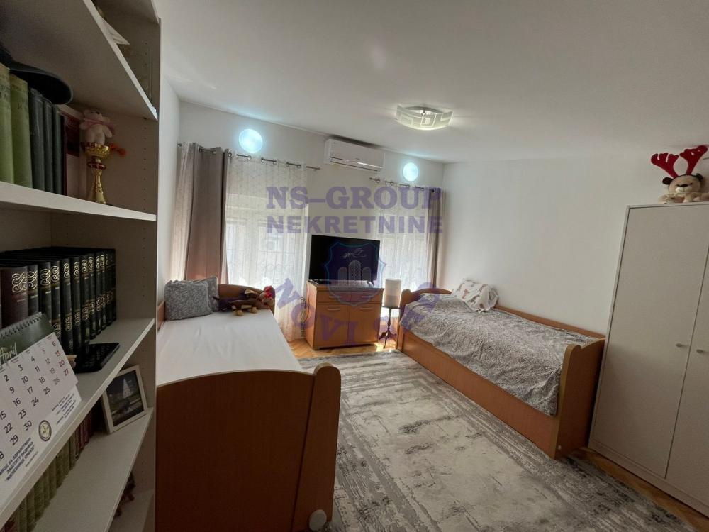 Slika 9 - Prodaja stana, 95m2, Novi Sad centar Novi Sad, sa terasom