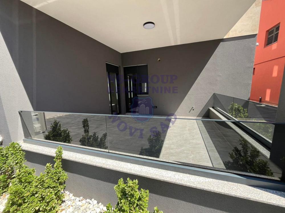 Slika 10 - Četvorosoban stan,Bulevar patrijarha Pavla