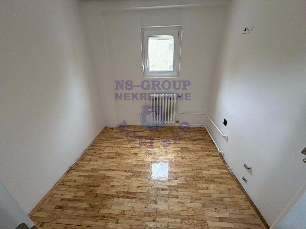 Slika 3 - Dvoiposoban stan kod Zeleznicke Stanice