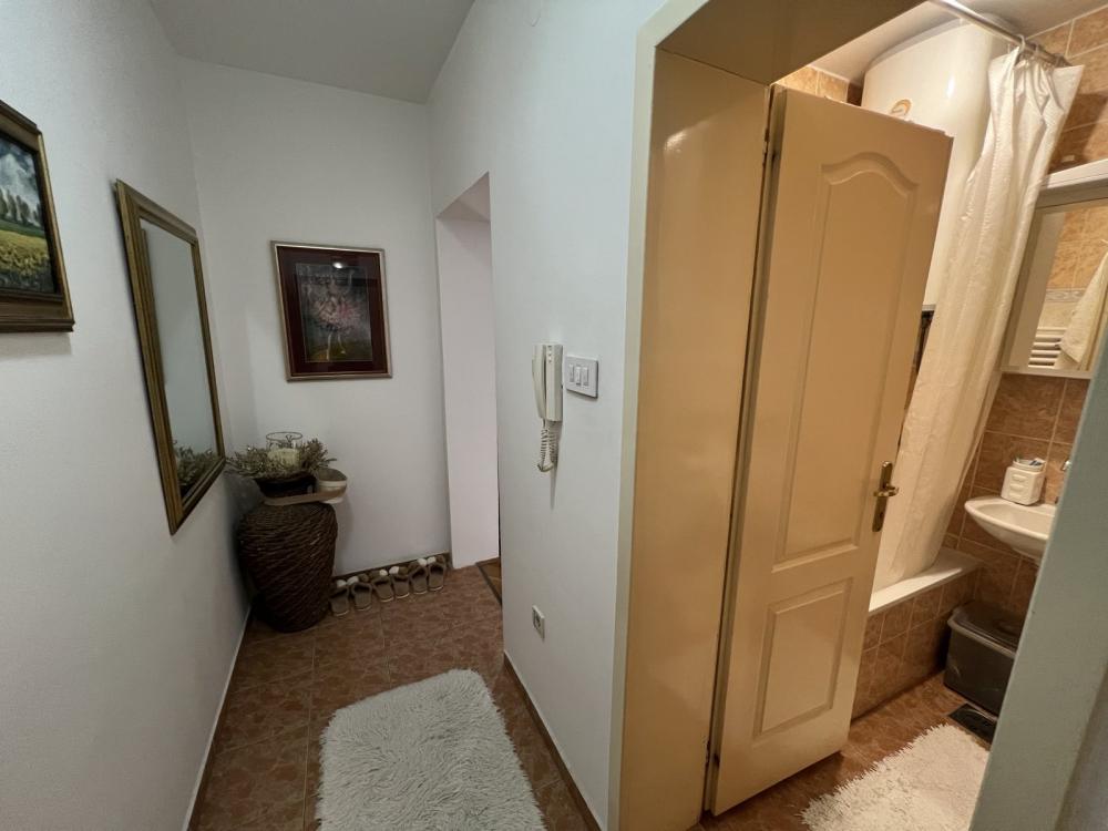 Slika 9 - Stan,NOVI SAD,SAJAM,kv: 49, € 142150, ID: 1019277