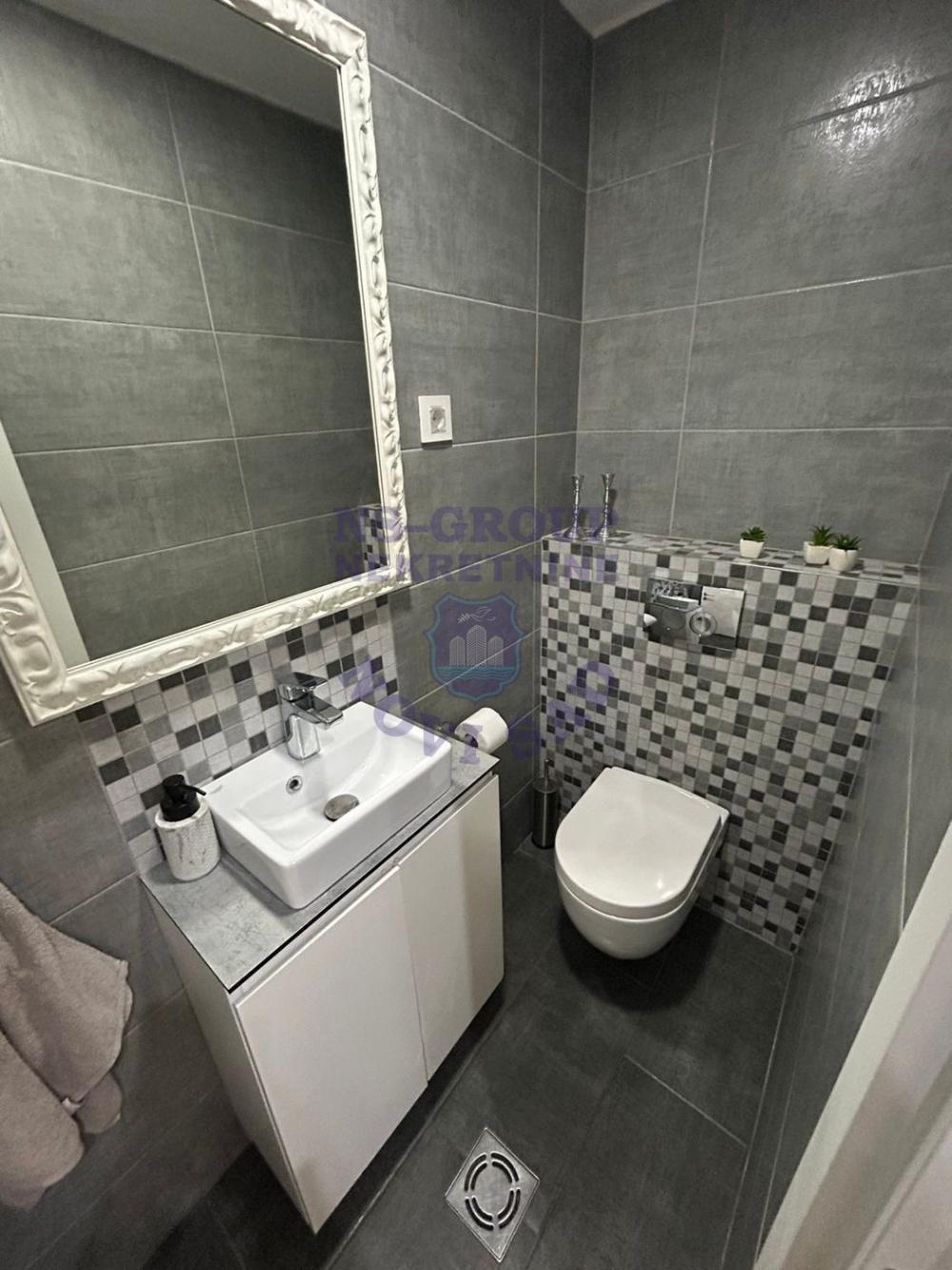 Slika 0 - Četvorosoban, 90m2, sa terasom, ima lift