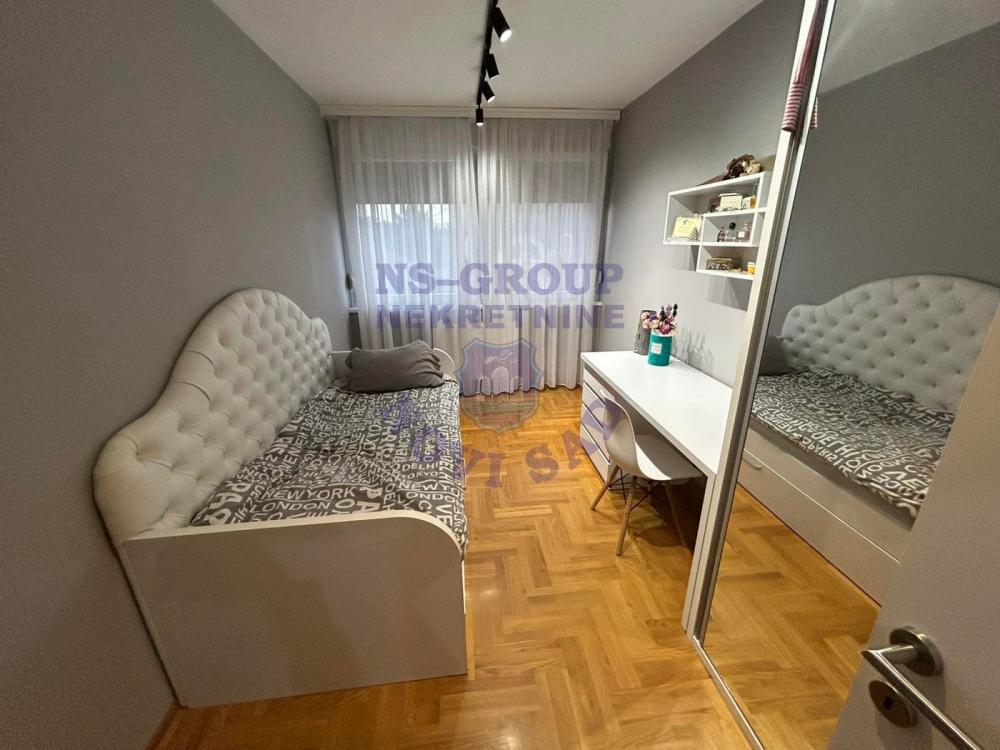 Slika 4 - Četvorosoban, 90m2, sa terasom, ima lift