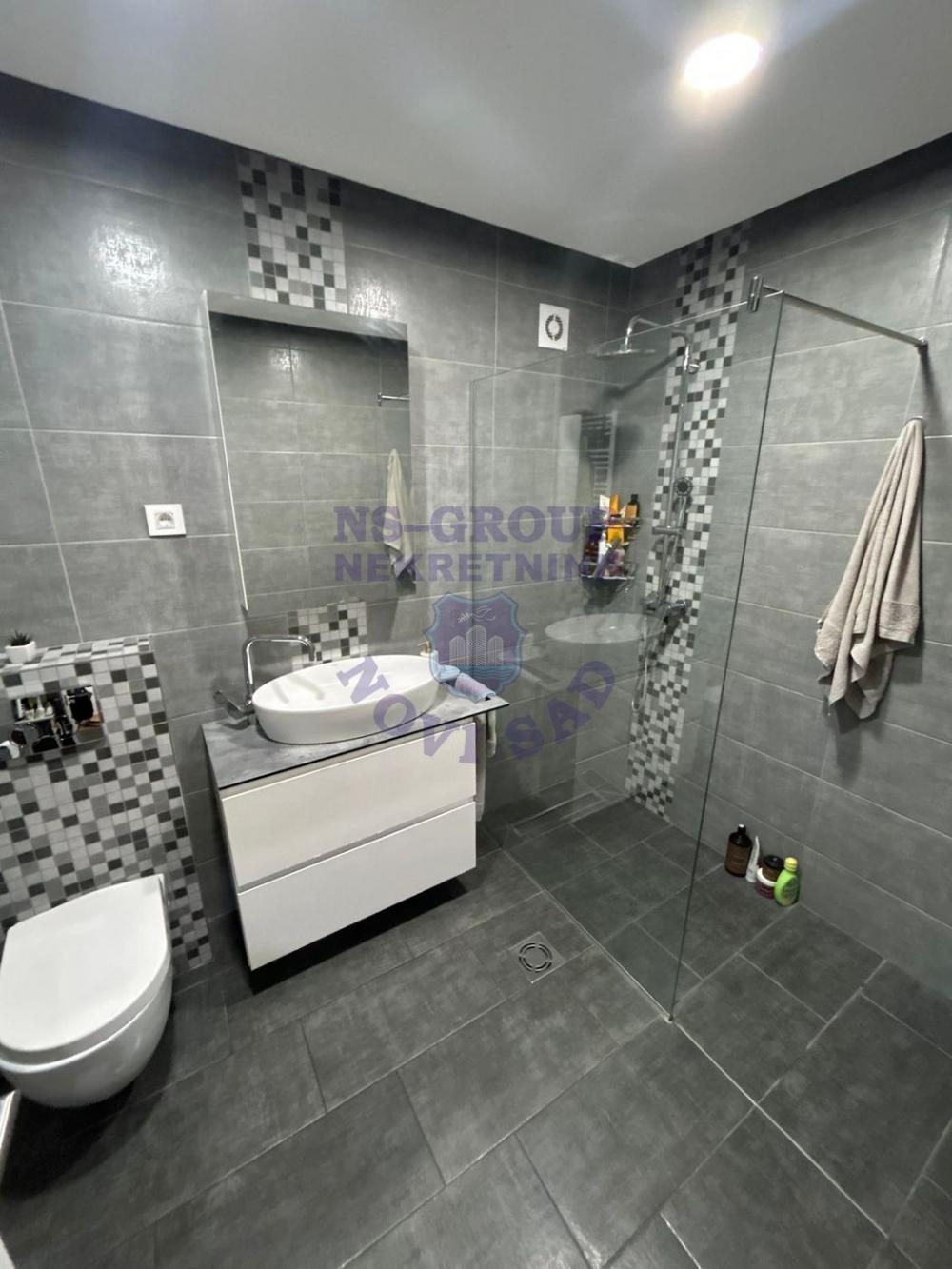 Slika 5 - Četvorosoban, 90m2, sa terasom, ima lift