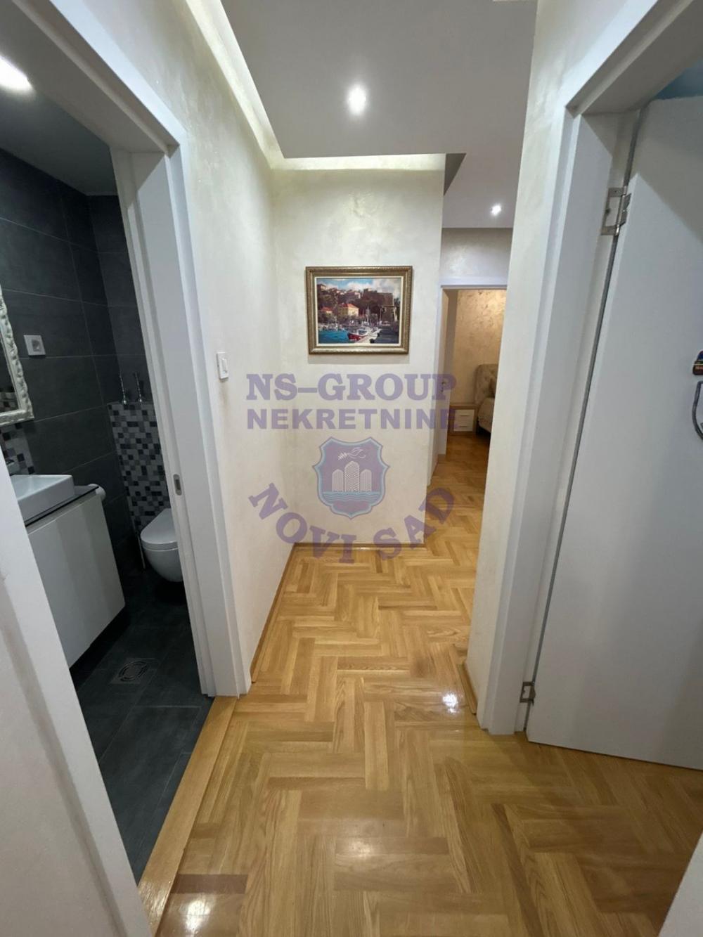 Slika 7 - Četvorosoban, 90m2, sa terasom, ima lift