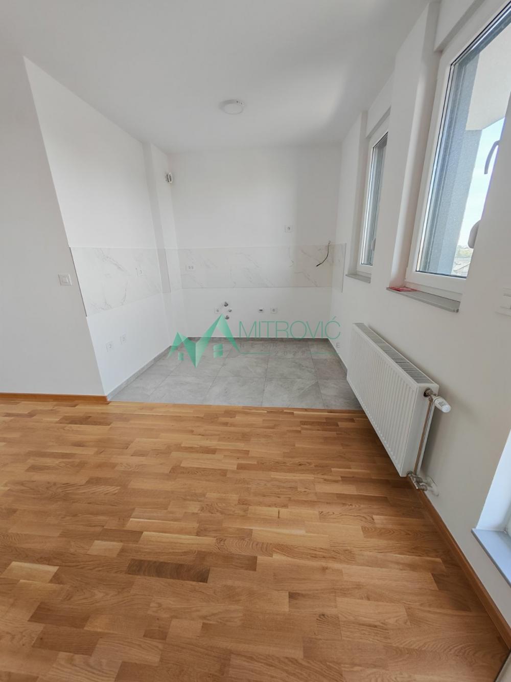 Slika 3 - Novi Sad,Telep - Troiposoban stan, povrat PDV-a. 131 m2 