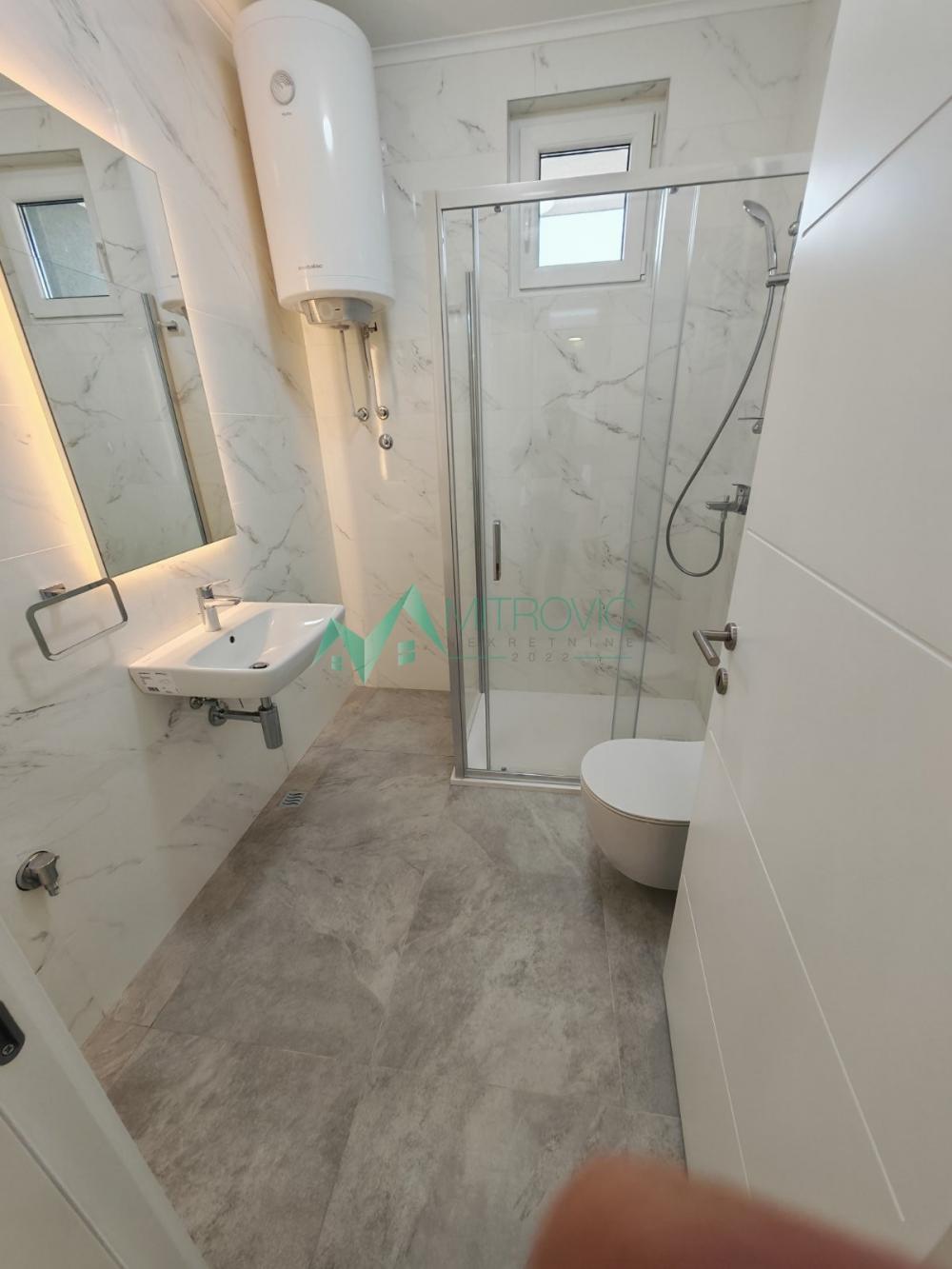 Slika 9 - Novi Sad,Telep - Troiposoban stan, povrat PDV-a. 131 m2 