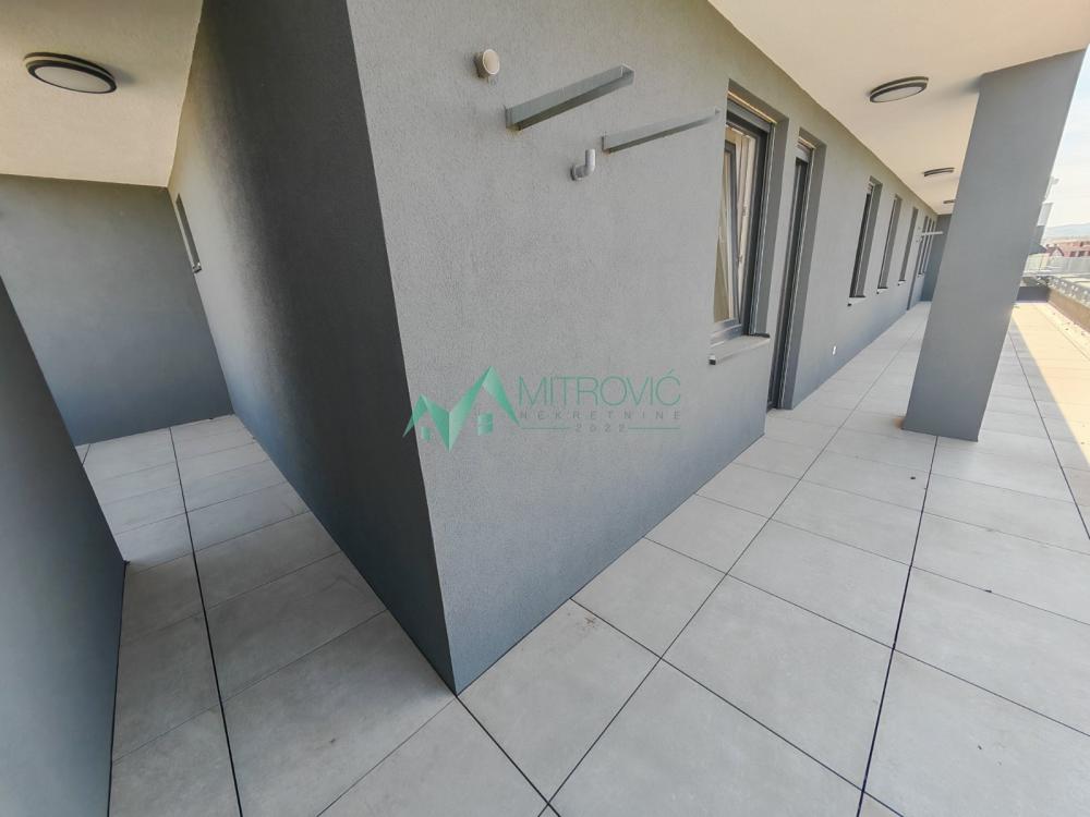 Slika 8 - Novi Sad,Telep - Troiposoban stan, povrat PDV-a. 131 m2 