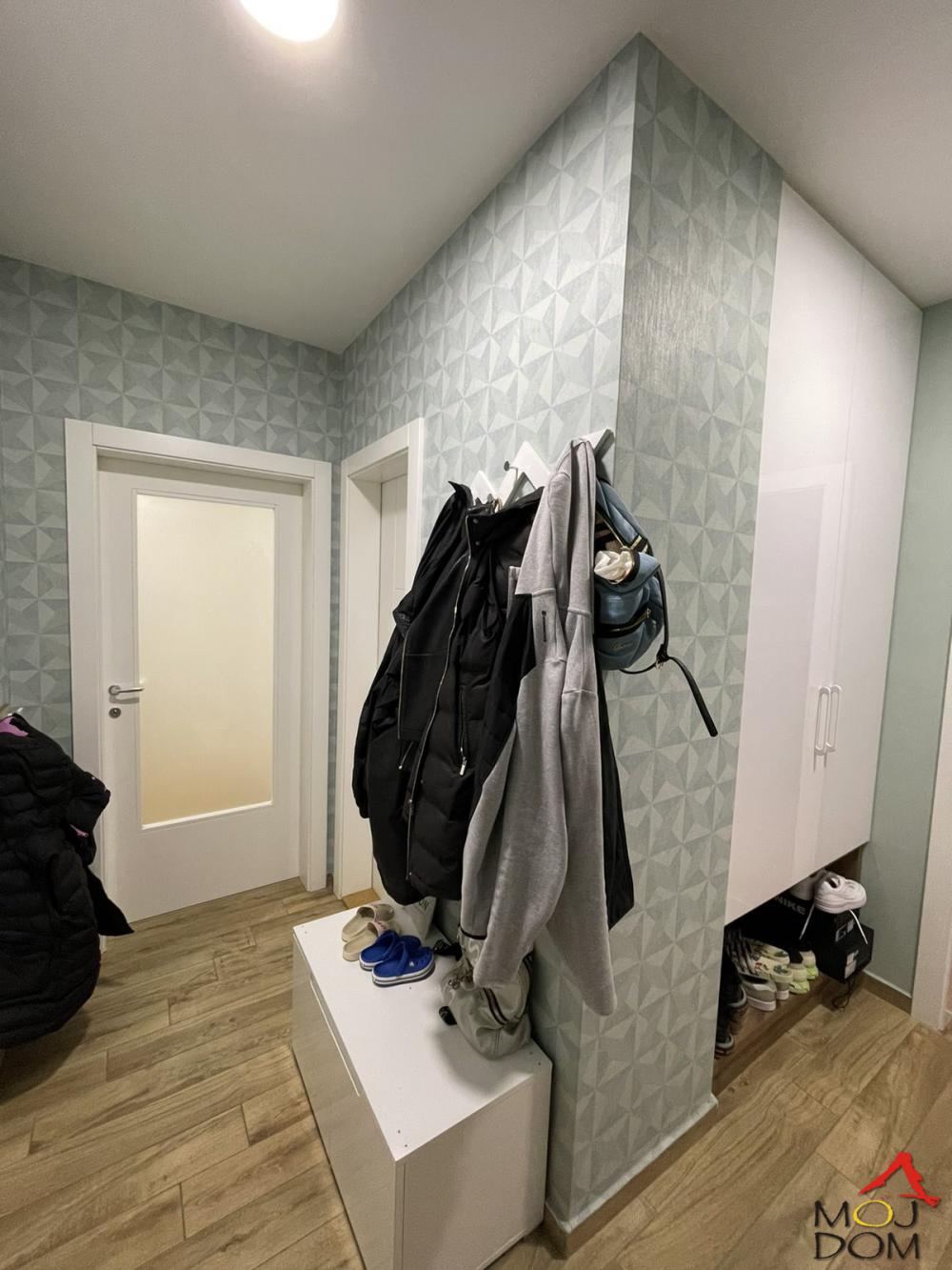 Slika 5 - Stan,NOVI SAD,SOMBORSKI BULEVAR,kv: 84, € 236900, ID: 1023187