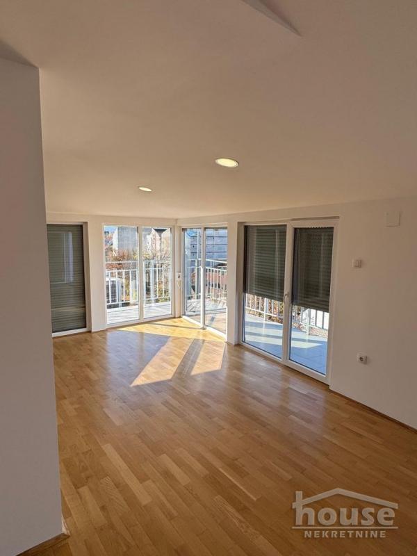 Slika 9 - Stan,NOVI SAD,CENTAR,kv: 59.00, € 147500, ID: 1064994