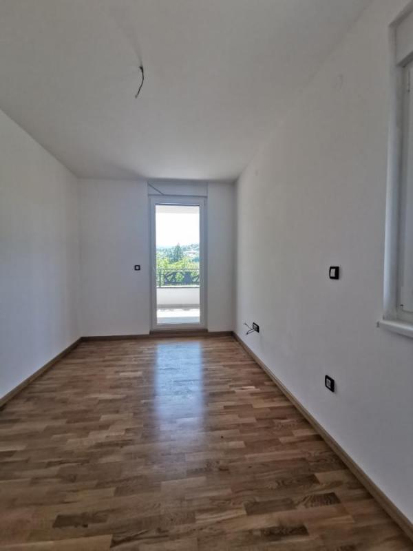 Slika 5 - Nov četvorosoban dupleks  sa garažnim mestom u Sremskoj Kamenici