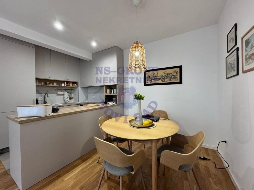 Slika 2 - Fantastičan trosoban stan na Novom Naselju