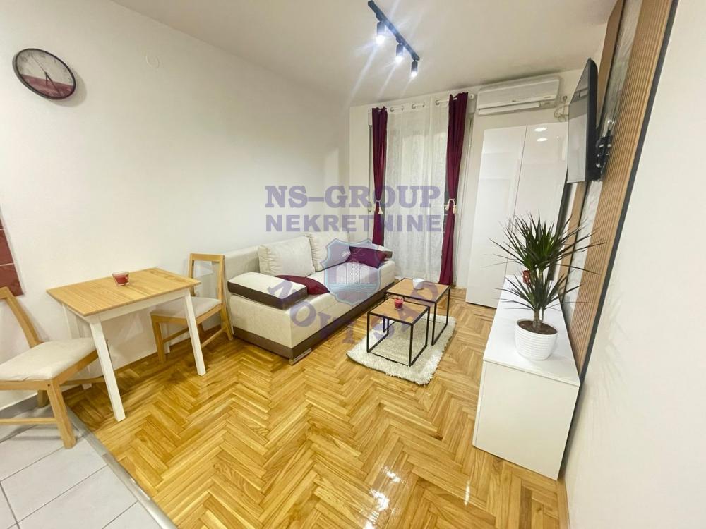 Slika 2 - Prodaje se odlicna garsonjera na Novoj Detelinari