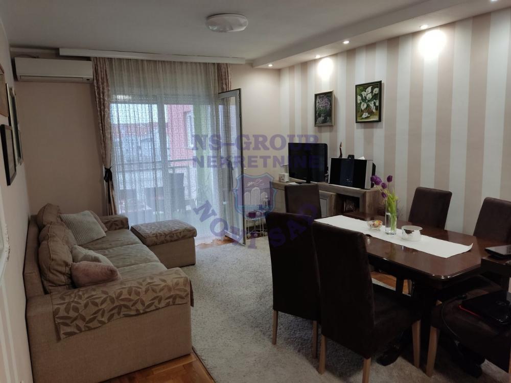 Slika 2 - Odlican trosoban stan na Novoj Detelinari! 