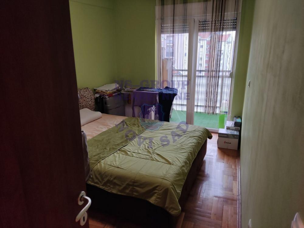 Slika 4 - Odlican trosoban stan na Novoj Detelinari! 