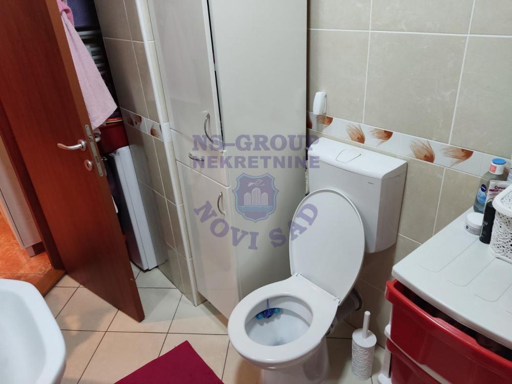 Slika 5 - Odlican trosoban stan na Novoj Detelinari! 