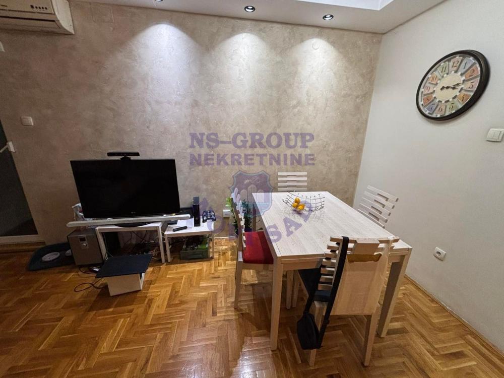 Slika 1 - Prodaje se odlican trosoban stan na Novoj Detelinari