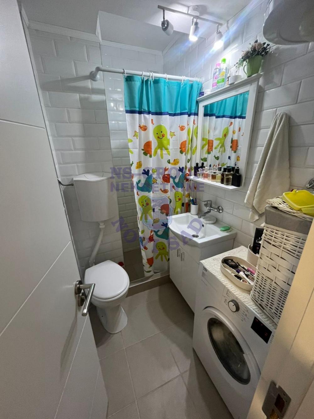 Slika 5 - 557748-Prodaje se kompletno renoviran jednoiposoban stan u ulici Pariske Komune. 