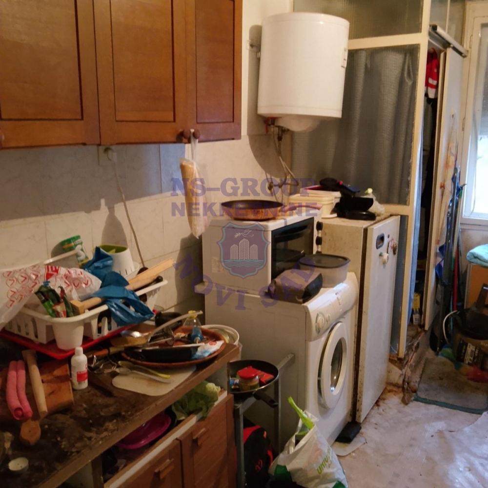 Slika 1 - Jednosoban, 12m2, Grbavica Novi Sad, ima lift