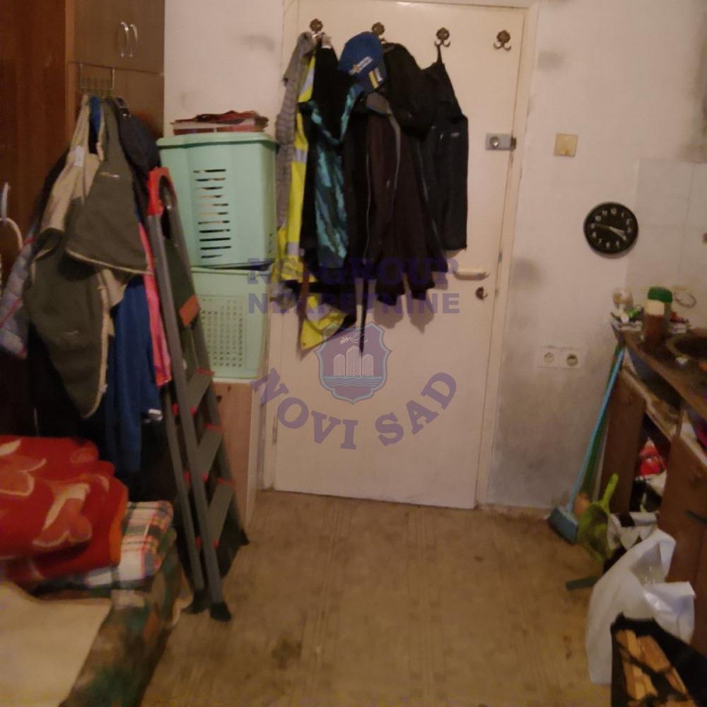 Slika 2 - Jednosoban, 12m2, Grbavica Novi Sad, ima lift