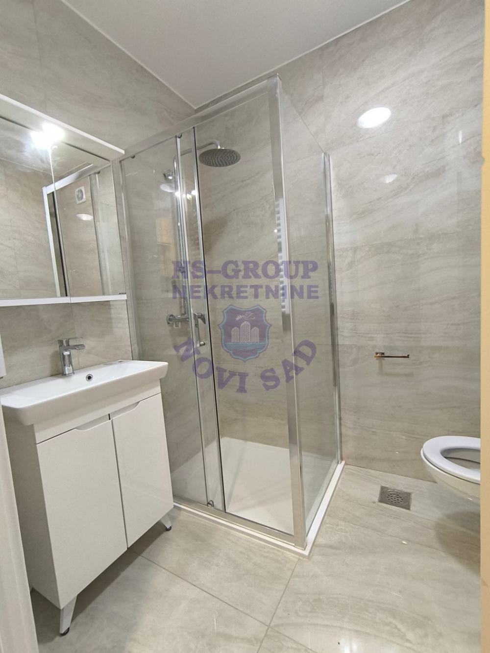 Slika 10 - Petosoban, 122m2, Telep Novi Sad, sa terasom, ima lift