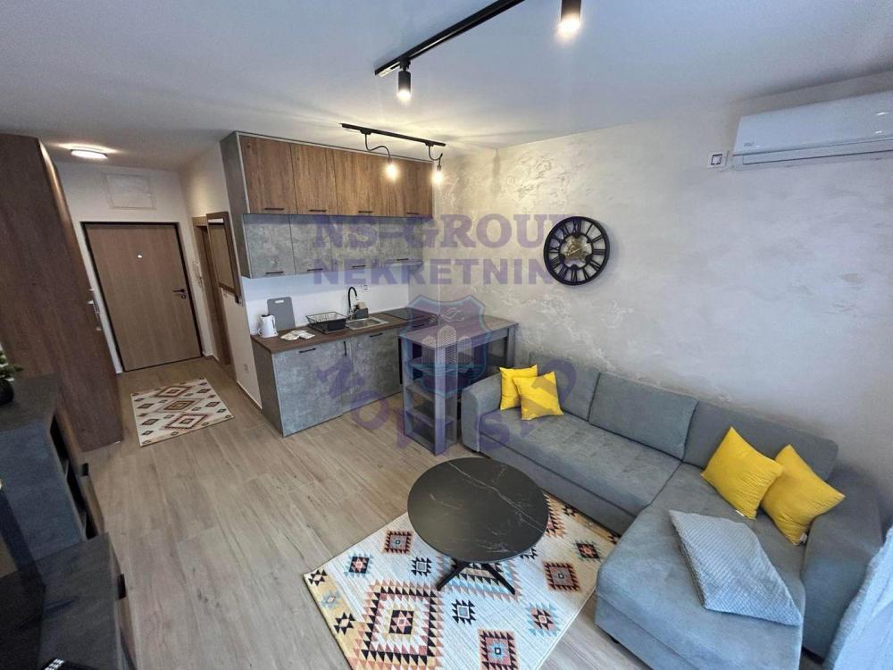 Slika 1 - Jednosoban, 24m2, Novi Sad centar Novi Sad, ima lift