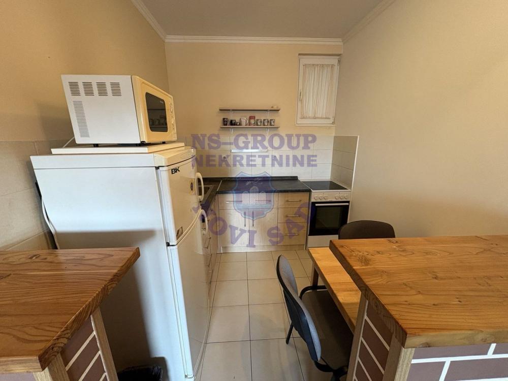 Slika 2 - Dvosoban, 40m2, Nova Detelinara Novi Sad