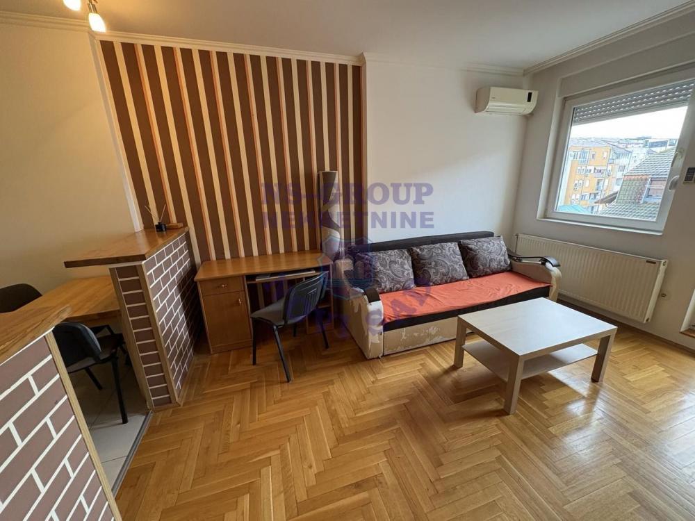 Slika 3 - Dvosoban, 40m2, Nova Detelinara Novi Sad