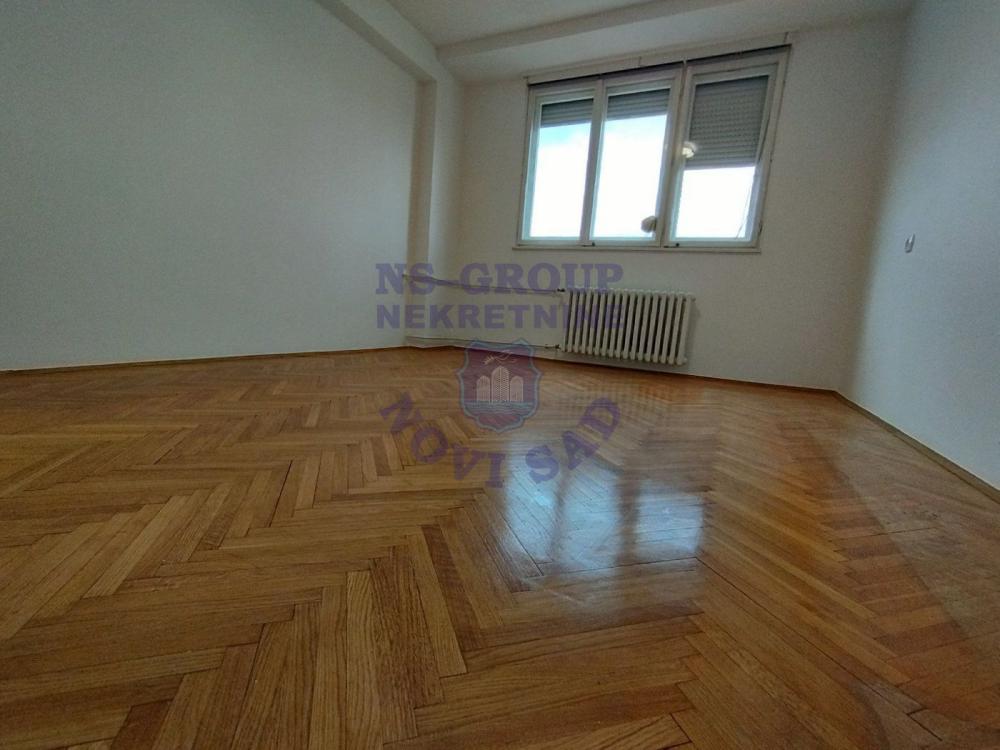 Slika 6 - Dvosoban, 54m2, Bulevar oslobođenja Novi Sad