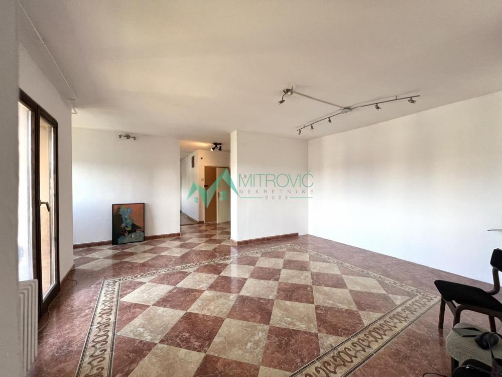 Glavna slika -Novi Sad, LIMAN 1 - Trosoban stan od 81m2 na savršenoj lokaciji po izuzetnoj ceni!