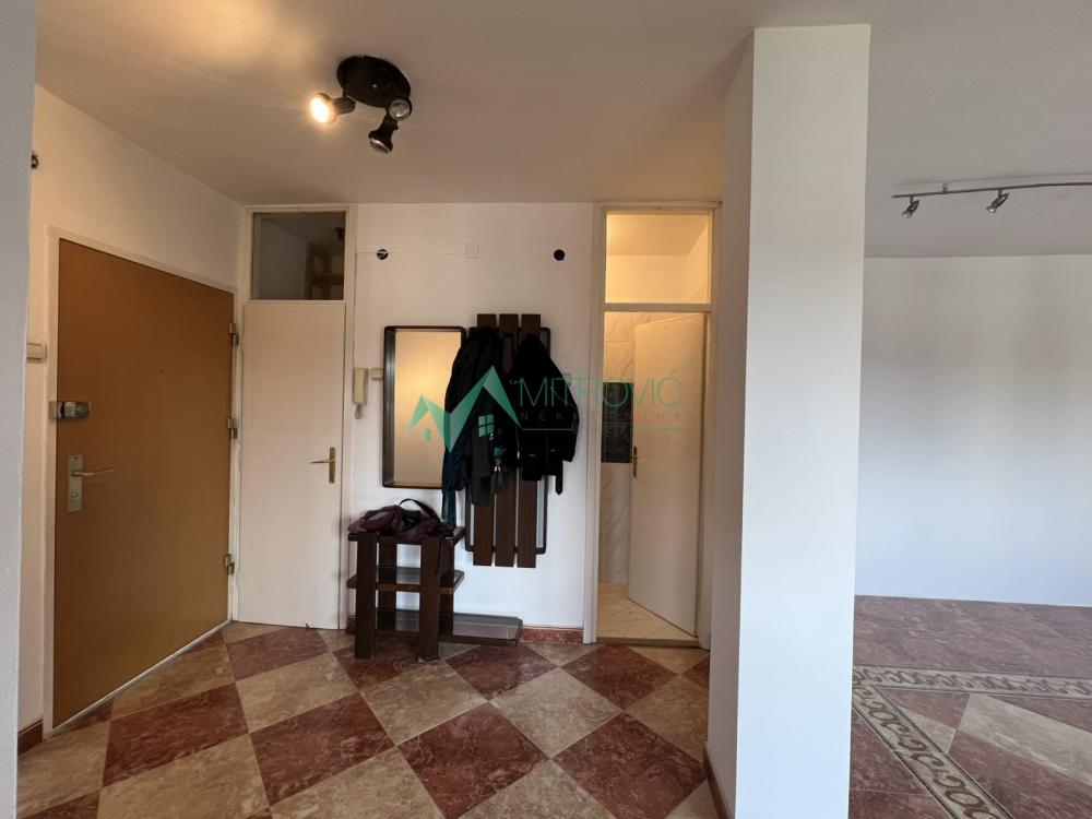 Slika 4 - Novi Sad, LIMAN 1 - Trosoban stan od 81m2 na savršenoj lokaciji po izuzetnoj ceni!