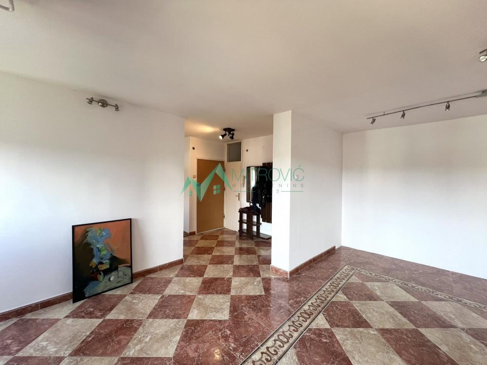 Slika 1 - Novi Sad, LIMAN 1 - Trosoban stan od 81m2 na savršenoj lokaciji po izuzetnoj ceni!