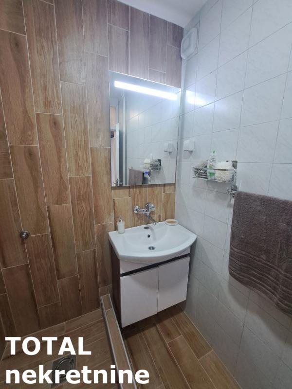 Slika 3 - Stan,NOVI SAD,ZELEZNICKA STANICA,kv: 16.00, € 62350, ID: 1101853