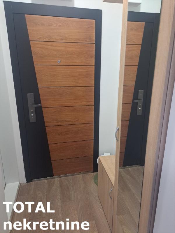 Slika 5 - Stan,NOVI SAD,ZELEZNICKA STANICA,kv: 16.00, € 62350, ID: 1101853