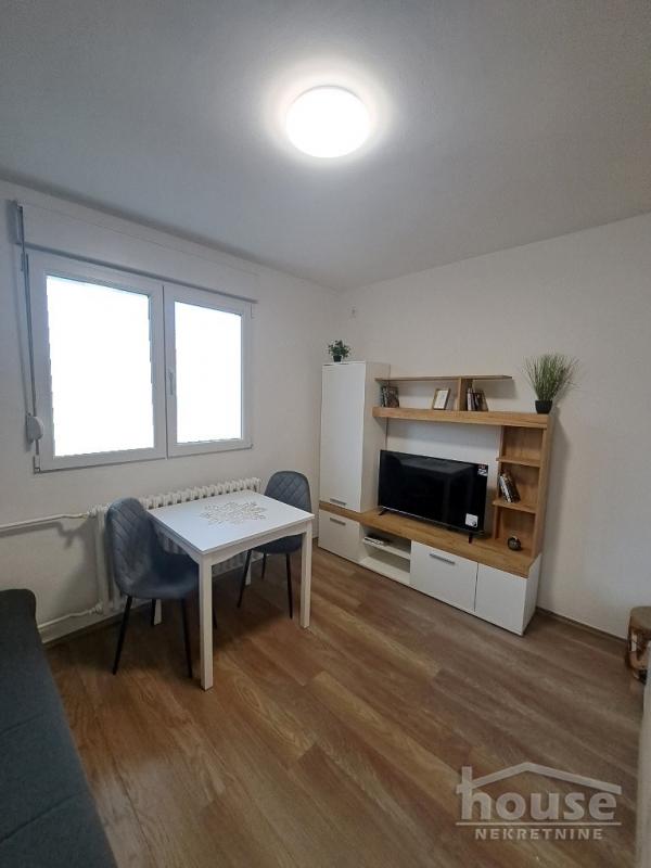 Slika 2 - Stan,NOVI SAD,ZELEZNICKA STANICA,kv: 16.00, € 62350, ID: 1065005