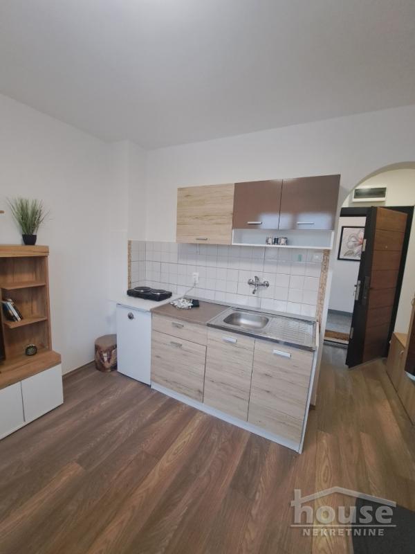 Slika 3 - Stan,NOVI SAD,ZELEZNICKA STANICA,kv: 16.00, € 62350, ID: 1065005