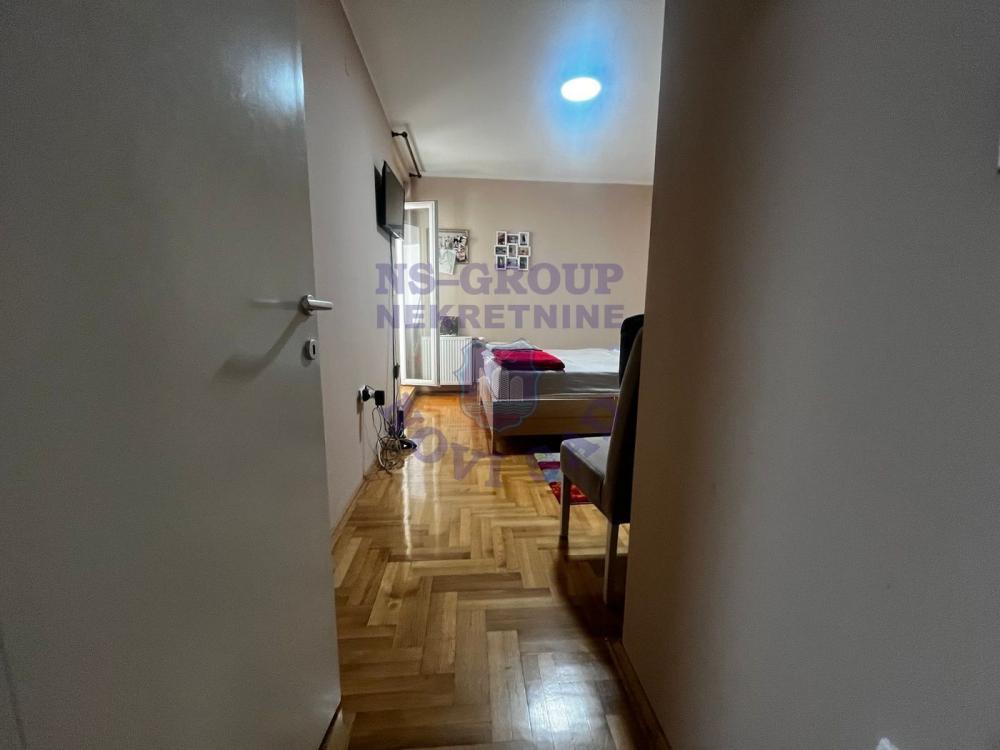 Slika 5 - Trosoban stan na Bul.patrijarha Pavla