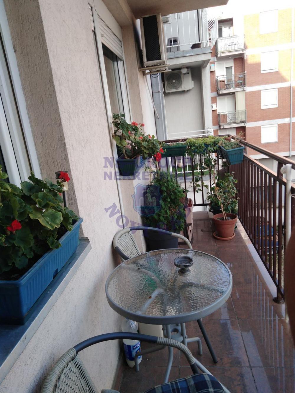 Slika 9 - Prodaje se odlican trosoban stan na Novoj Detelinari