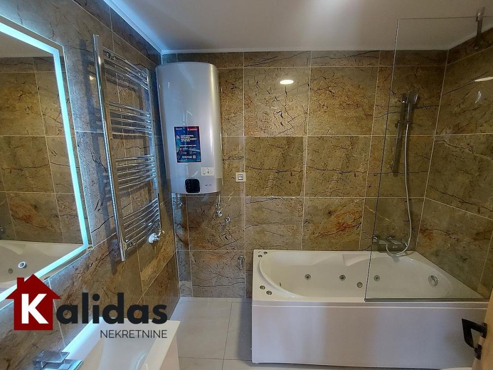 Slika 9 - Stan,NOVI SAD,TELEP,kv: 72, € 177980, ID: 1008352