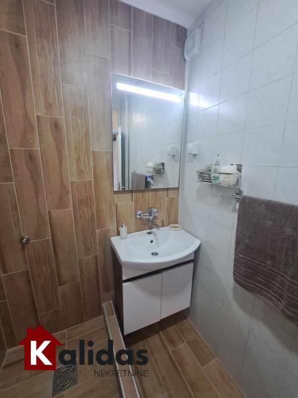 Slika 9 - Stan,NOVI SAD,ŽELEZNIČKA STANICA,kv: 16, € 64220, ID: 1008350