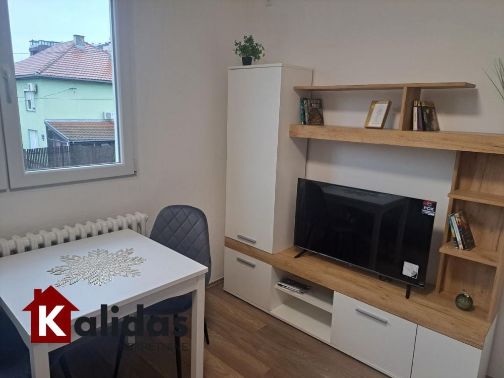 Slika 3 - Stan,NOVI SAD,ŽELEZNIČKA STANICA,kv: 16, € 64220, ID: 1008350