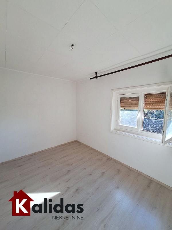 Slika 2 - Stan,NOVI SAD,PODBARA,kv: 29, € 71070, ID: 1008295