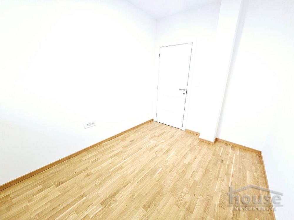 Slika 9 - Stan,NOVI SAD,TELEP,kv: 131.00, € 200000, ID: 1064961