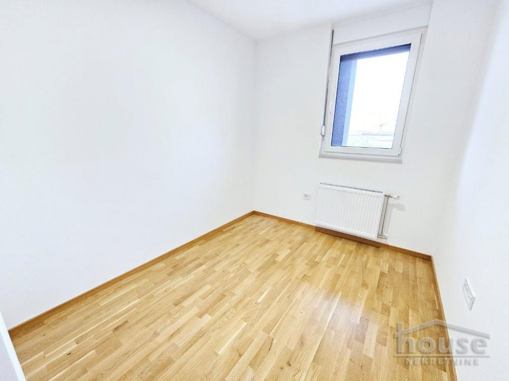 Slika 8 - Stan,NOVI SAD,TELEP,kv: 131.00, € 200000, ID: 1064961