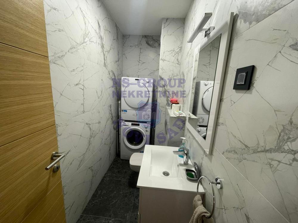 Slika 6 - Trosoban stan na Novoj Detelinaari!